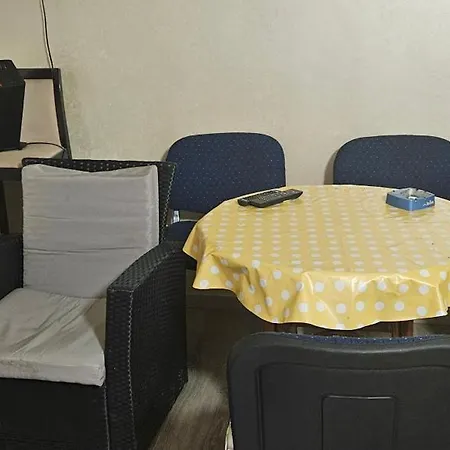 Executive Paradise Family And Business *